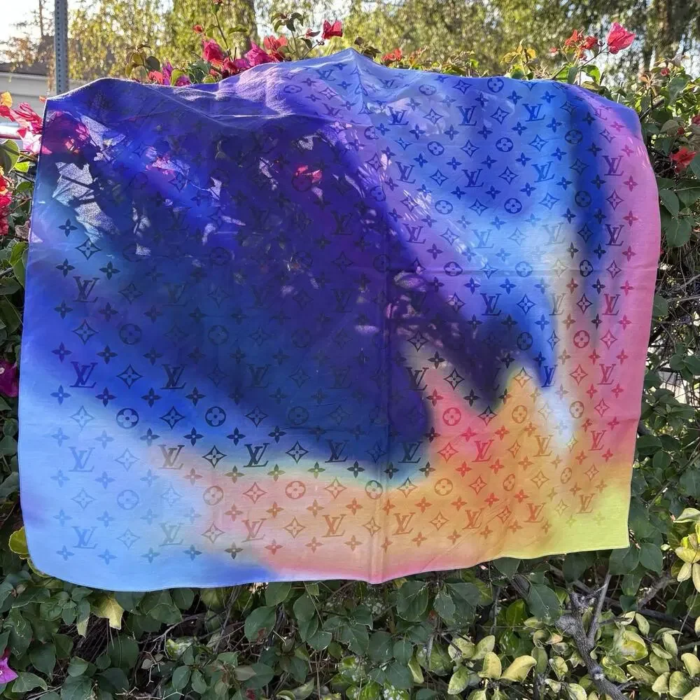 Louis Vuitton Tie Dye Monogram Bandana Pouch Cotton Silk M77033 Set
